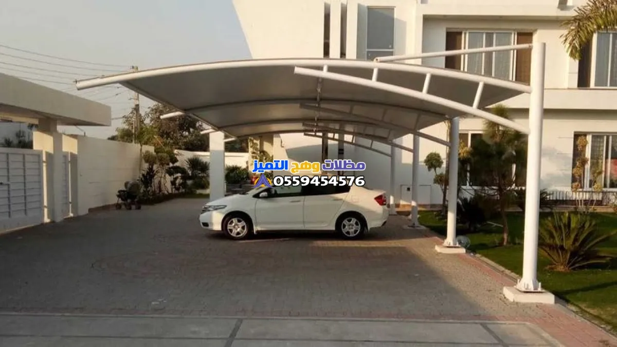 مظلات السيارات